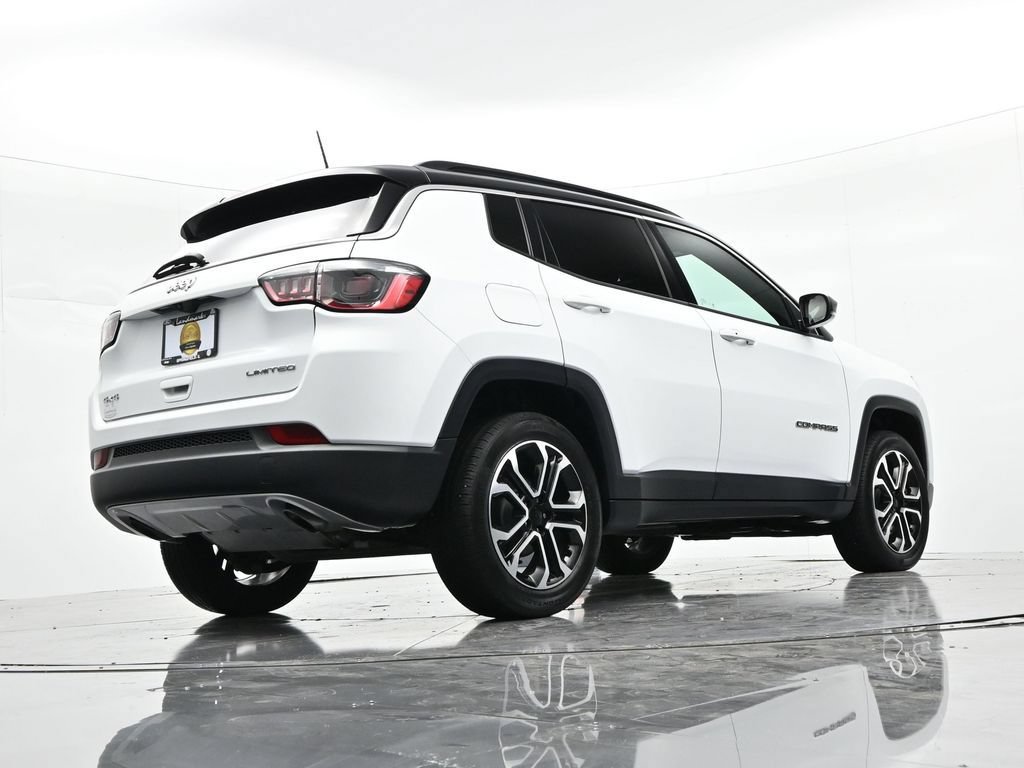 Used 2023 Jeep Compass Limited AWD/4WD image 23