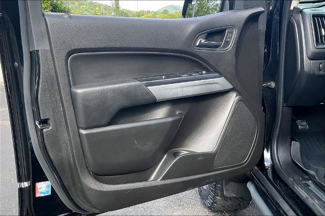 Used 2017 Chevrolet Colorado ZR2 w/ LPO, Premium Interior Package AWD/4WD image 22