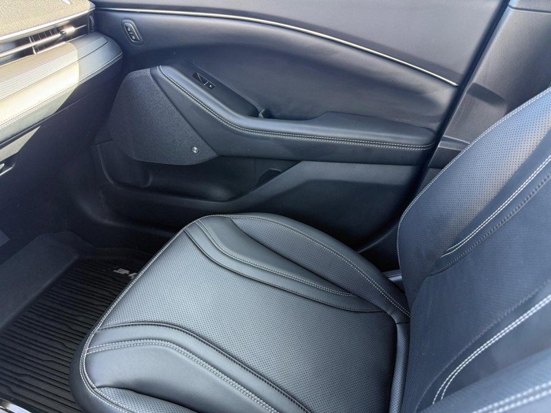 Certified 2024 Ford Mustang Mach-E Premium image 27