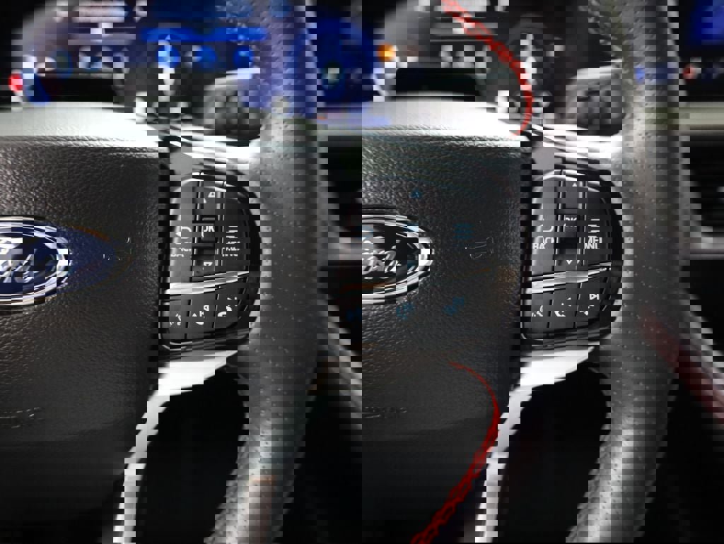 Certified 2025 Ford Explorer ST-Line image 25