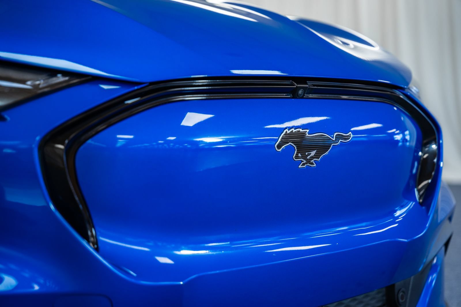 Certified 2025 Ford Mustang Mach-E Premium AWD/4WD image 12