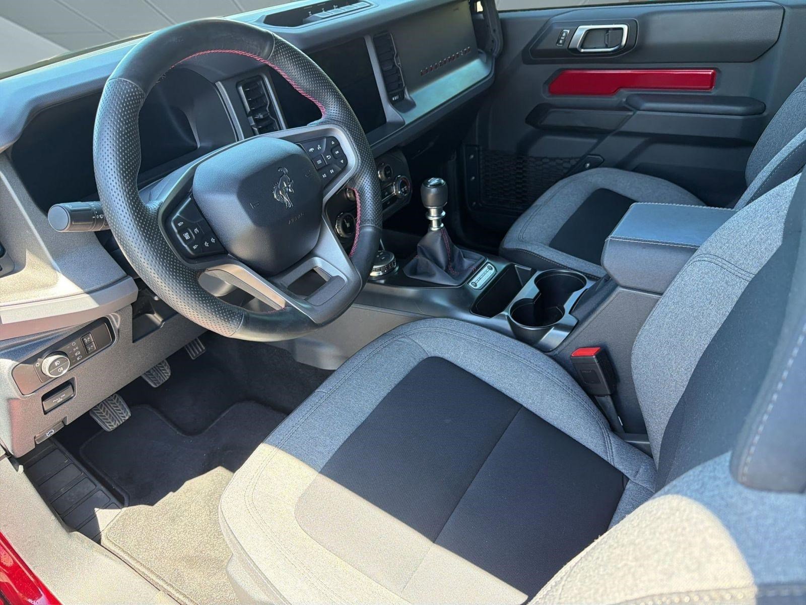 Certified 2025 Ford Bronco 2-Door w/ Sasquatch Package AWD/4WD image 4