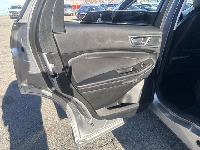 Certified 2024 Ford Edge Titanium image 21