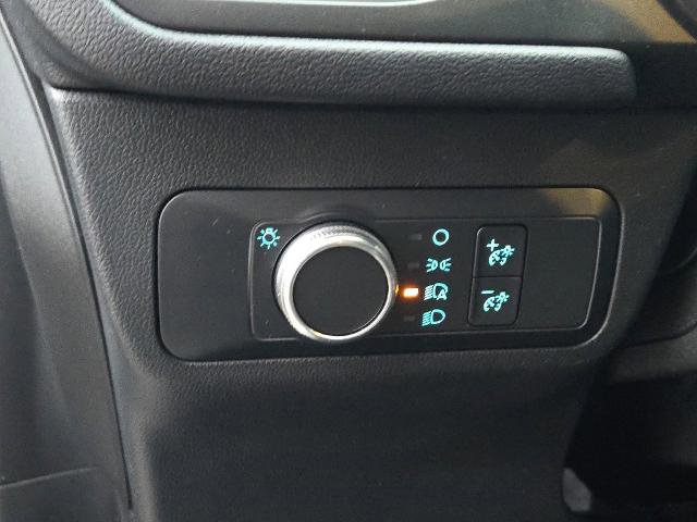 Certified 2020 Ford Escape SE image 21