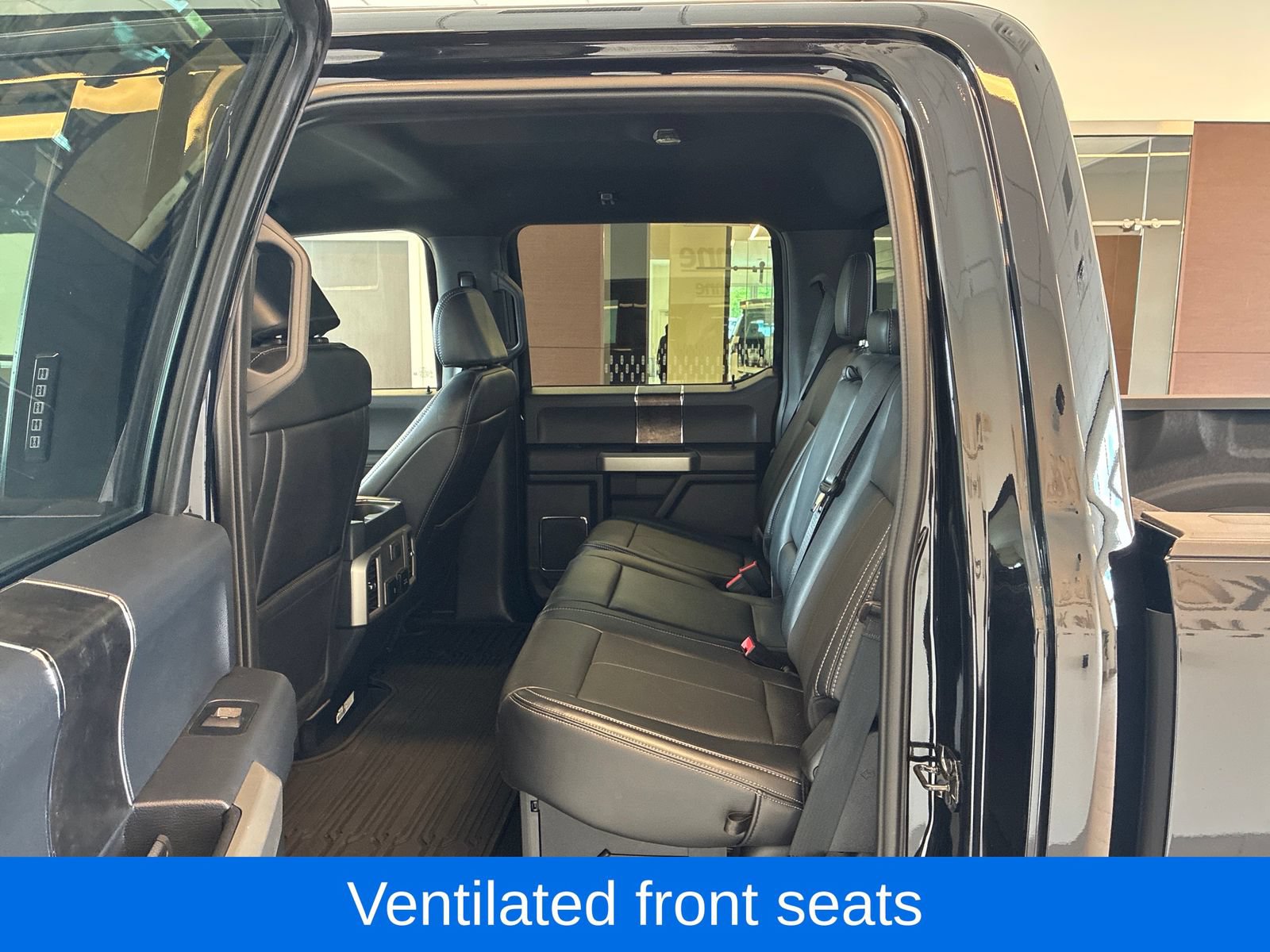 Certified 2022 Ford F250 Lariat w/ Lariat Ultimate Package AWD/4WD image 12
