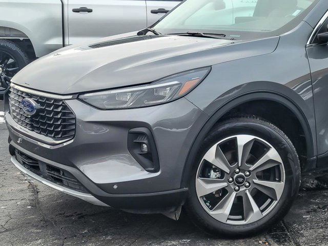 Certified 2024 Ford Escape Platinum image 6