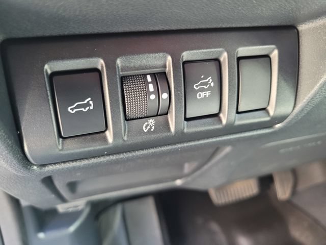 Used 2022 Subaru Outback Limited AWD/4WD image 17