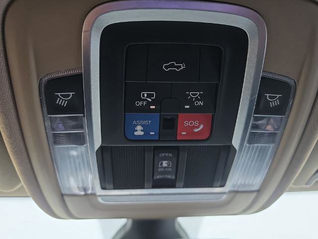 Used 2019 RAM 2500 Laramie AWD/4WD image 17