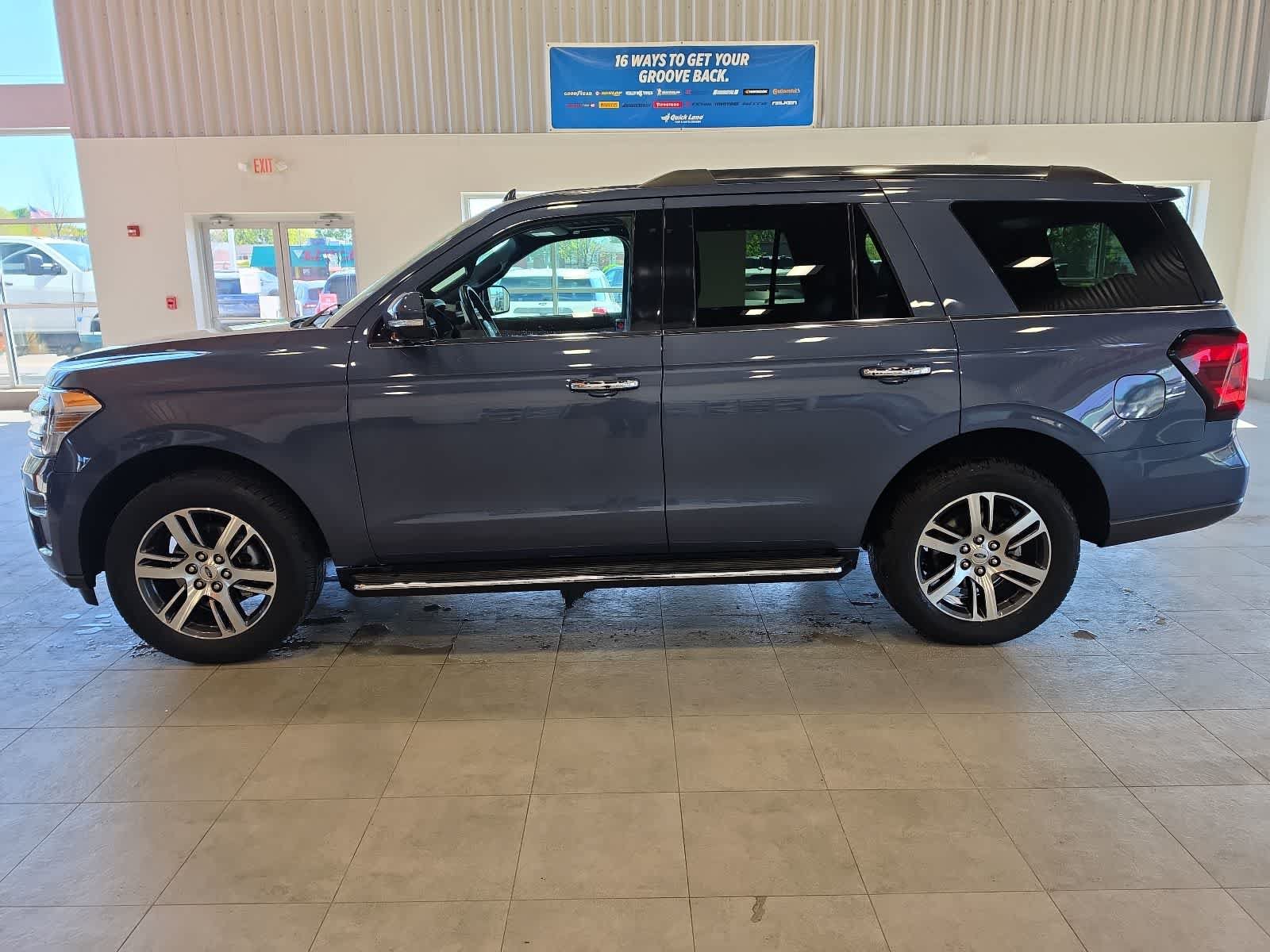 Certified 2022 Ford Expedition Limited AWD/4WD image 12