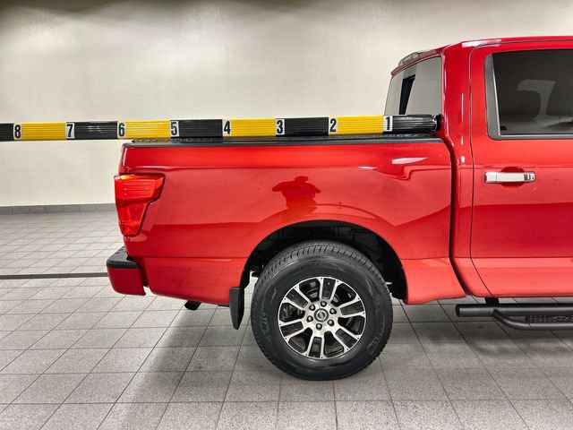 Used 2021 Nissan Titan SV w/ SV Convenience Package AWD/4WD image 6