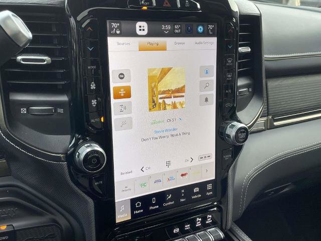 Used 2023 RAM 2500 Limited image 27