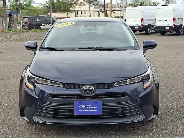 Used 2024 Toyota Corolla LE FWD image 2