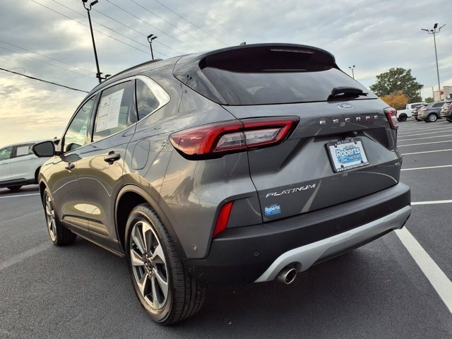 Certified 2023 Ford Escape Platinum w/ Premium Technology Package FWD image 33