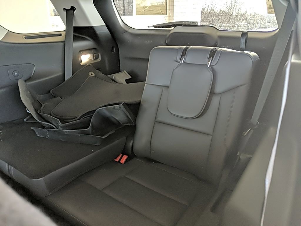 Certified 2025 Ford Explorer Active w/ Active Comfort Package image 13