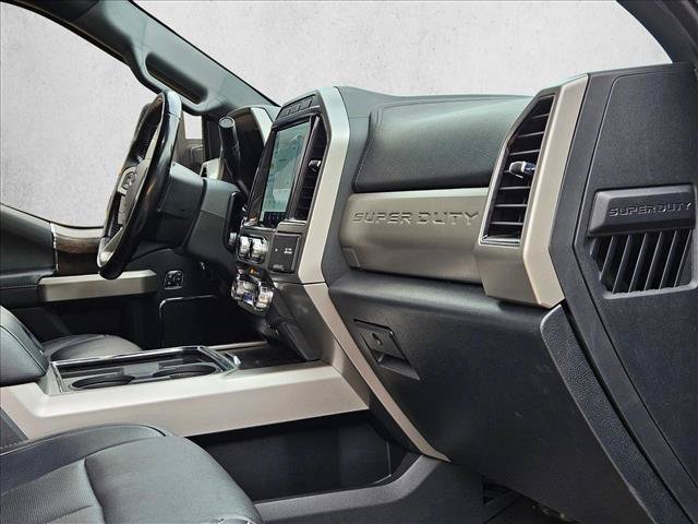 Certified 2022 Ford F250 Lariat w/ Lariat Ultimate Package AWD/4WD image 17