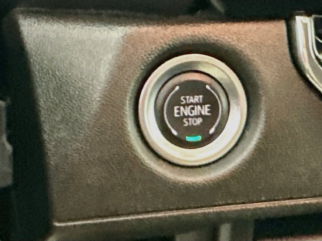 Used 2025 Chevrolet Colorado Trail Boss AWD/4WD image 20