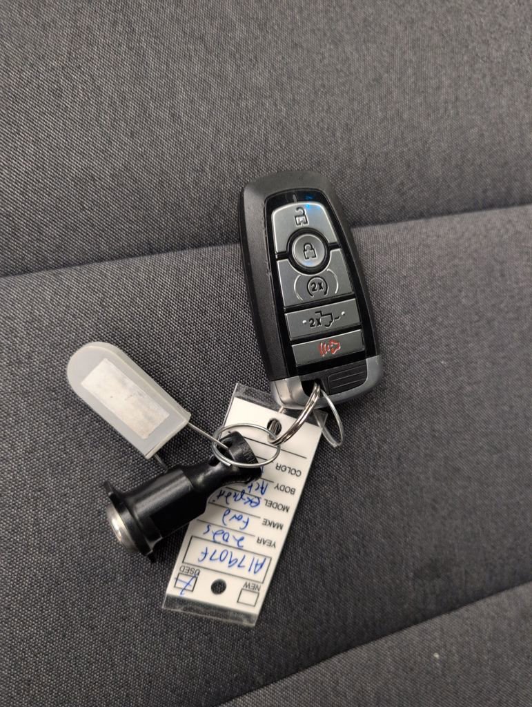 Certified 2025 Ford Expedition Active image 47