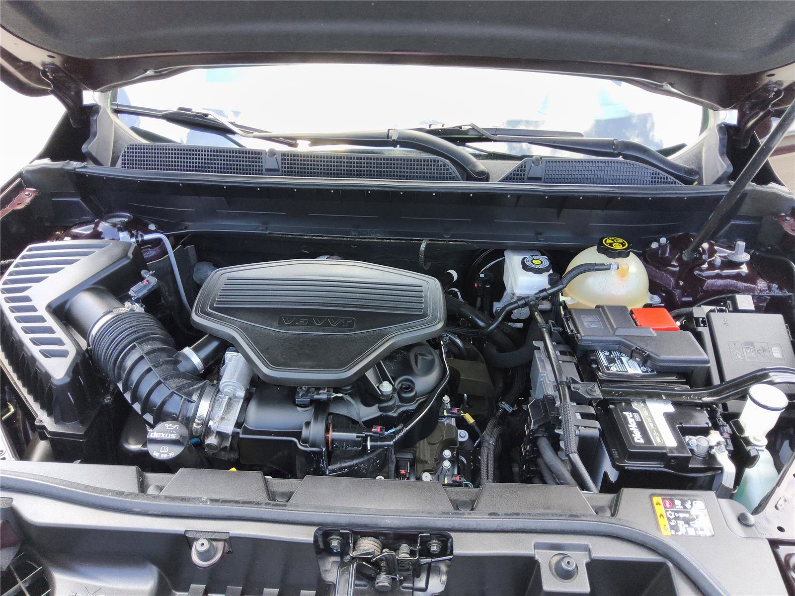 Used 2020 GMC Acadia Denali AWD/4WD image 15