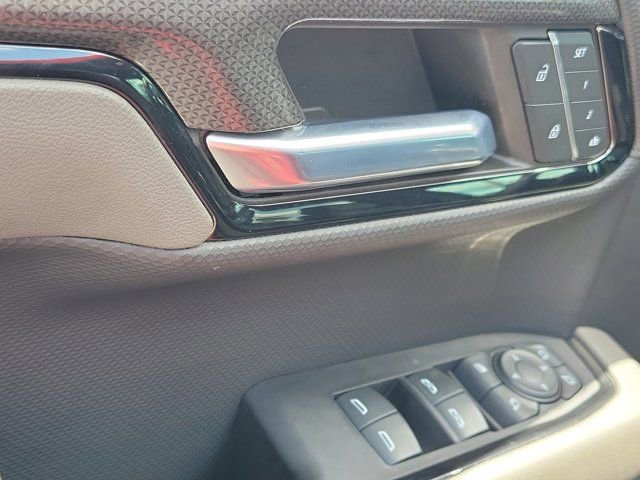 Used 2023 Chevrolet Silverado 1500 ZR2 w/ Technology Package image 23
