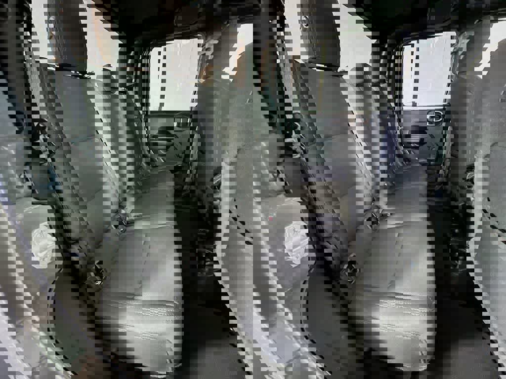 Used 2022 Jeep Gladiator Sport image 31