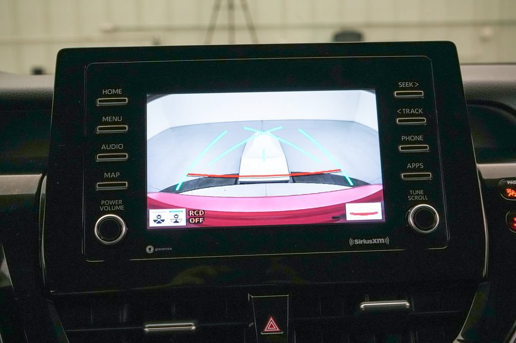 Used 2021 Toyota Camry SE w/ Cold Weather Package FWD image 16