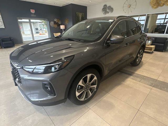 Certified 2024 Ford Escape Platinum AWD/4WD image 7
