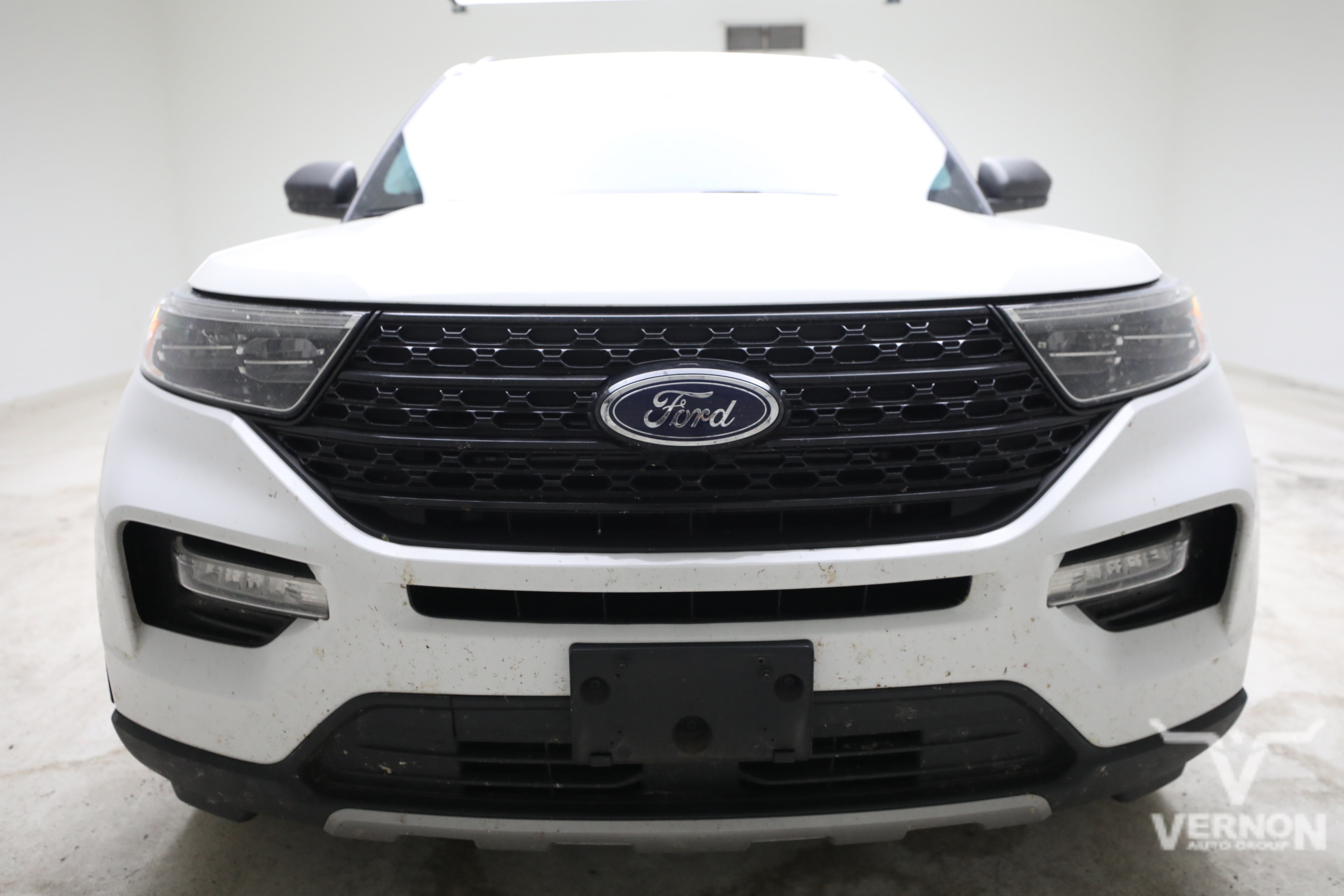 Certified 2020 Ford Explorer XLT w/ Equipment Group 202A RWD image 8