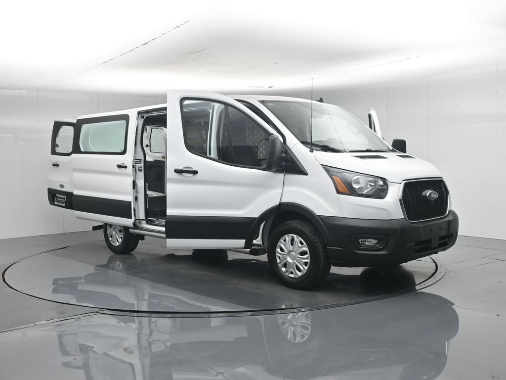 Certified 2025 Ford Transit 250 Low Roof w/ Exterior Upgrade Package RWD image 32