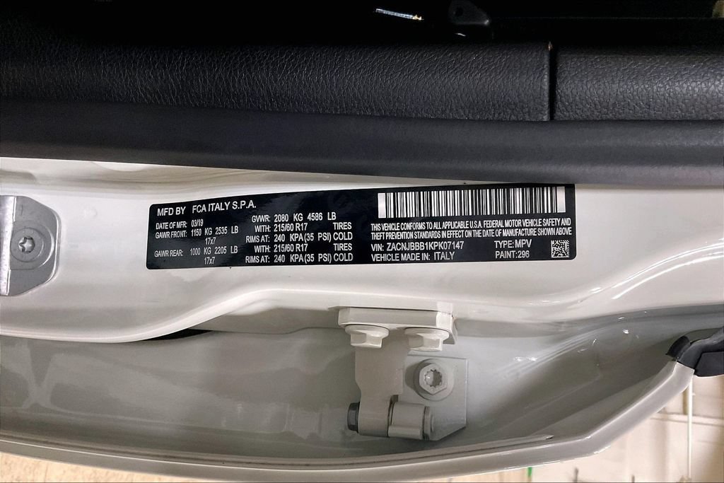 Used 2019 Jeep Renegade Latitude w/ Cold Weather Group AWD/4WD image 29