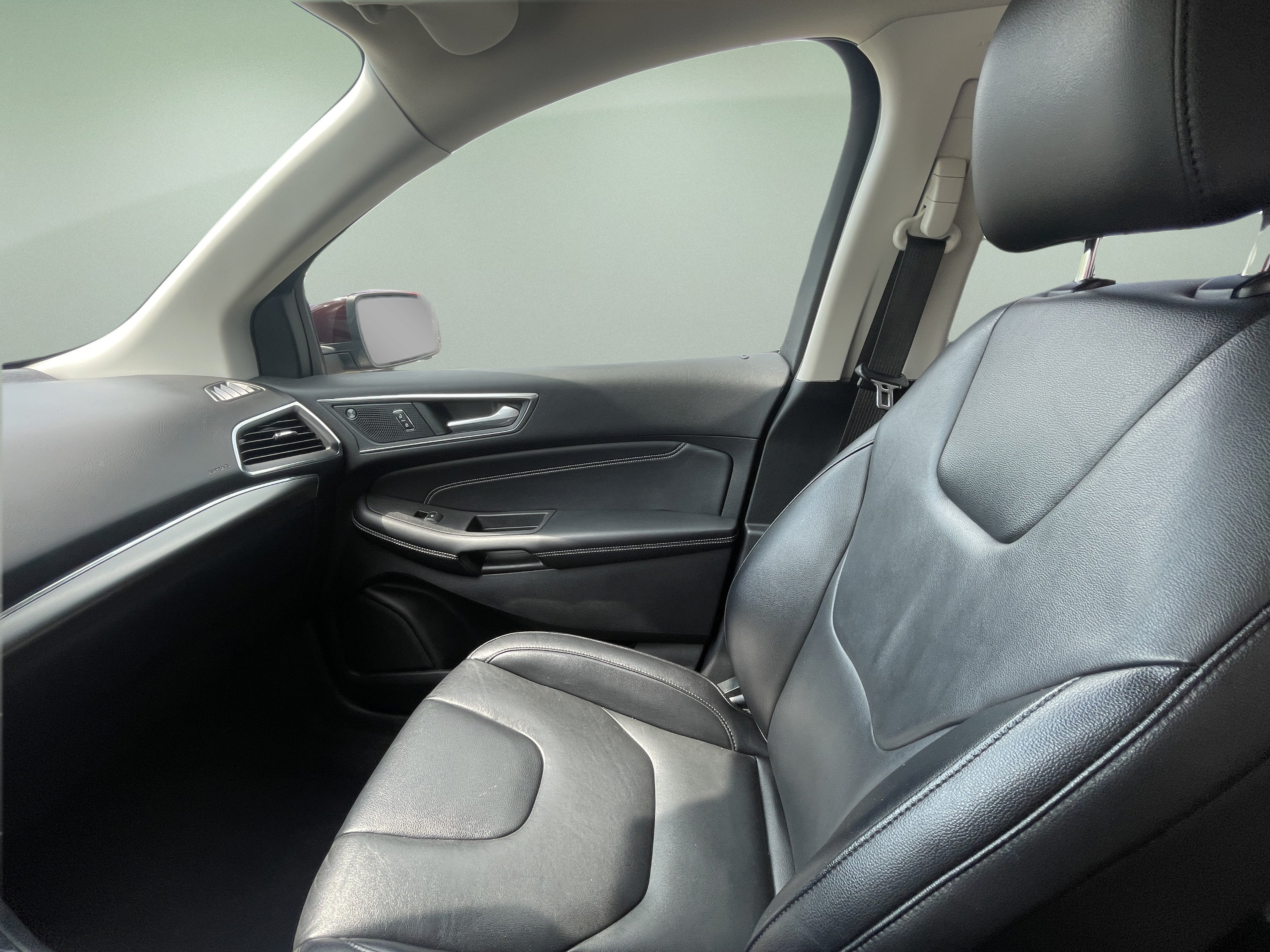 Certified 2022 Ford Edge Titanium AWD/4WD image 31