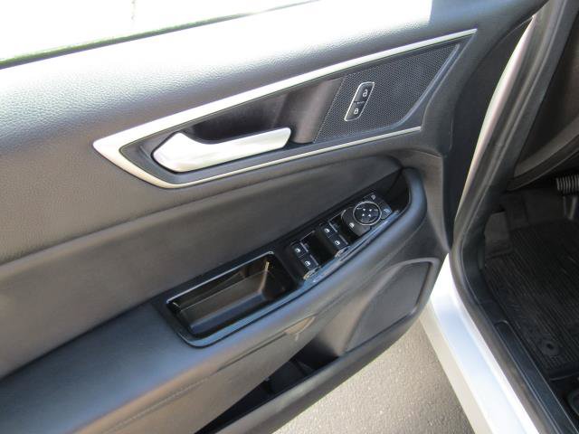 Certified 2019 Ford Edge SEL w/ Equipment Group 201A AWD/4WD image 18