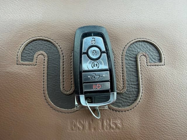 Certified 2025 Ford F150 King Ranch AWD/4WD image 32