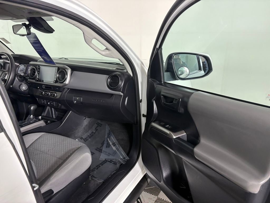 Used 2021 Toyota Tacoma SR5 image 33