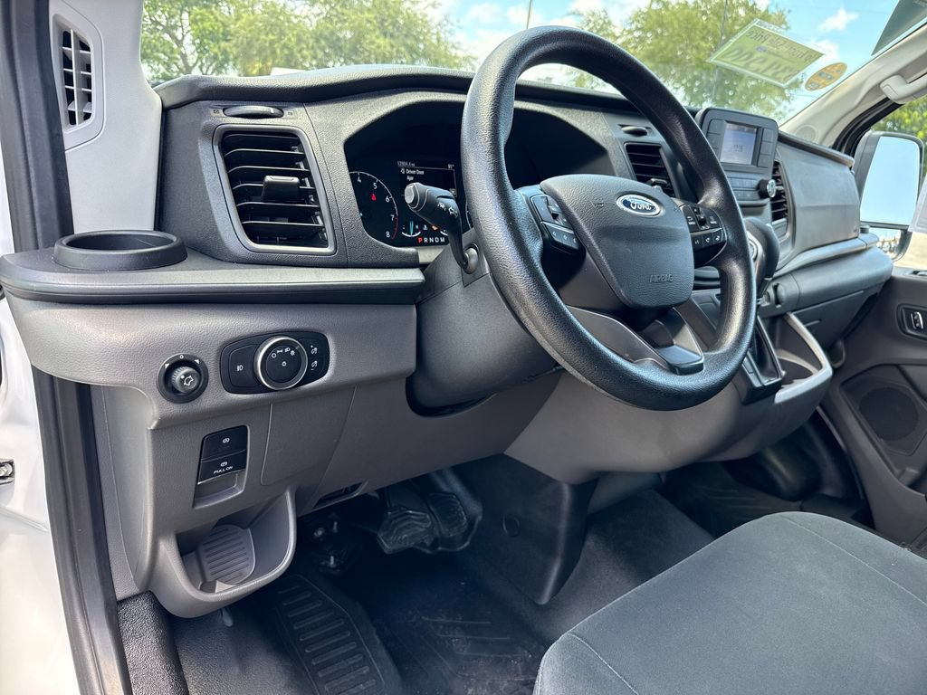 Certified 2025 Ford Transit 250 Low Roof w/ Exterior Upgrade Package RWD image 6