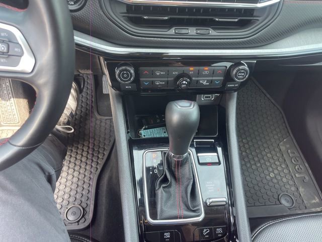 Used 2022 Jeep Compass Trailhawk w/ Trailhawk Elite Group image 19