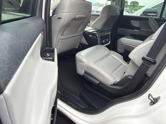 Certified 2025 Ford Expedition Active AWD/4WD image 39