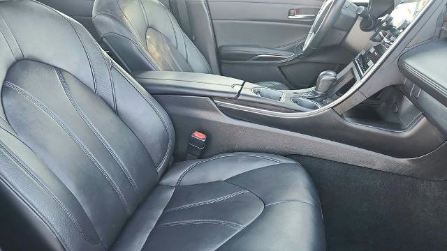 Used 2021 Toyota Avalon XLE w/ Moonroof Package image 34