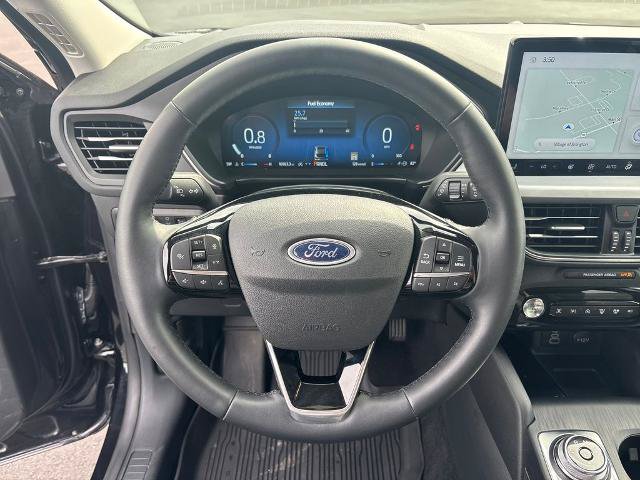 Certified 2024 Ford Escape Platinum AWD/4WD image 18