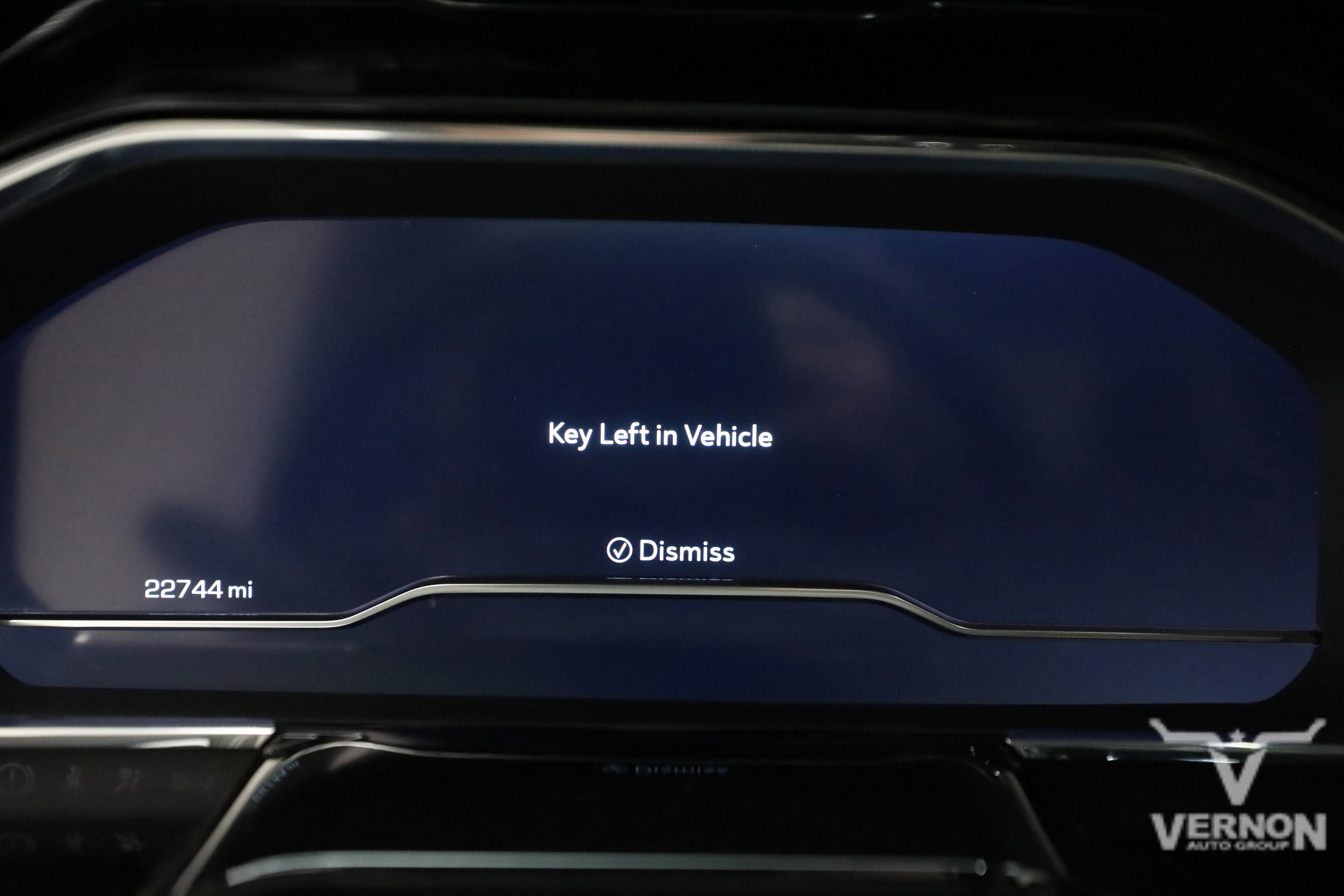 Used 2025 GMC Sierra 1500 SLT image 9