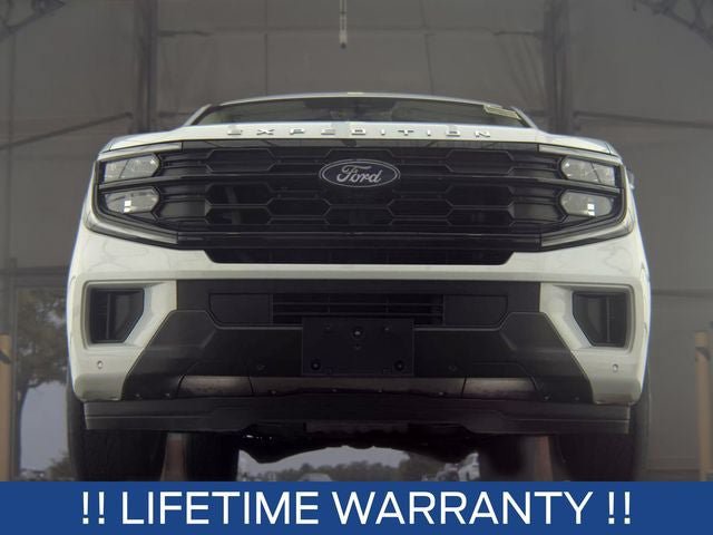 Certified 2025 Ford Expedition Max Active AWD/4WD image 3