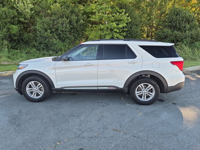Certified 2023 Ford Explorer XLT w/ Equipment Group 202A AWD/4WD image 7