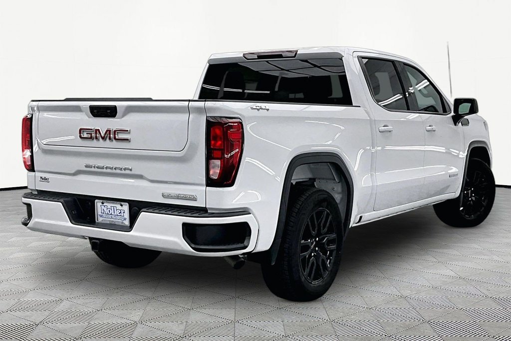 Used 2024 GMC Sierra 1500 Elevation AWD/4WD image 2