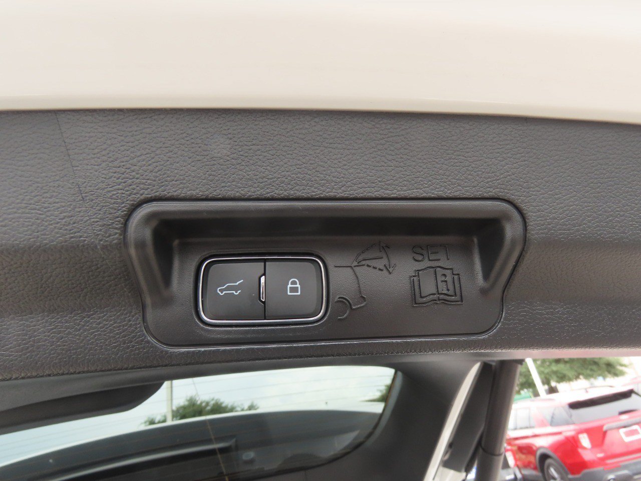 Certified 2024 Ford Explorer Limited w/ Limited Technology Package RWD image 15