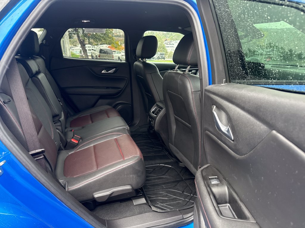 Used 2025 Chevrolet Blazer RS FWD image 26