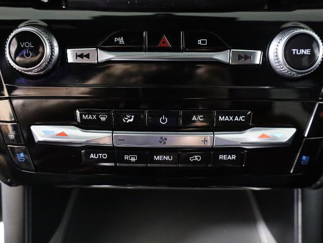 Certified 2023 Ford Explorer Platinum w/ Technology Package AWD/4WD image 22
