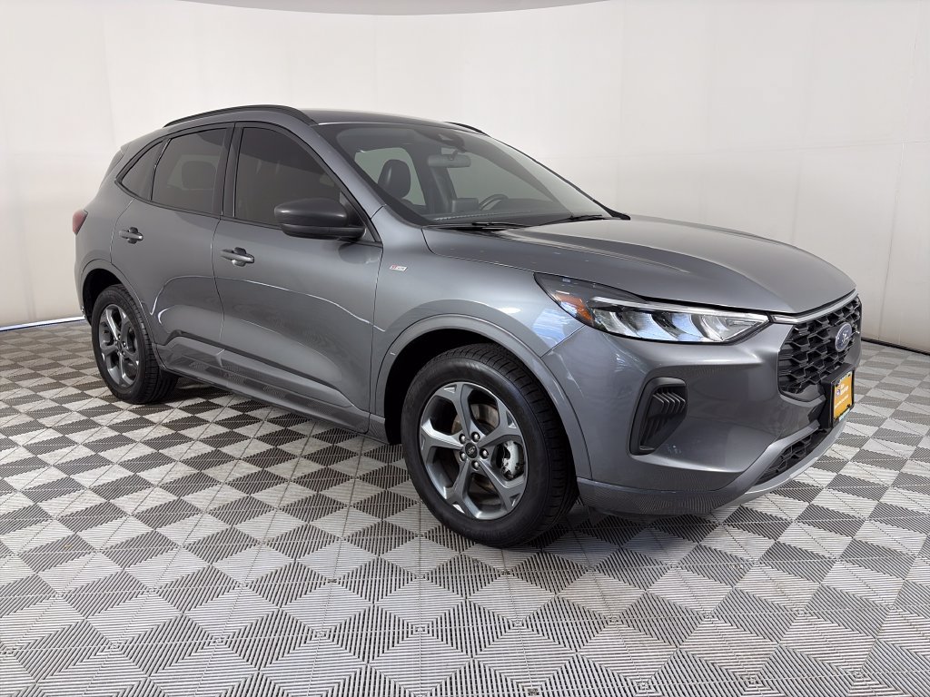 Certified 2024 Ford Escape ST-Line AWD/4WD 360° Tour