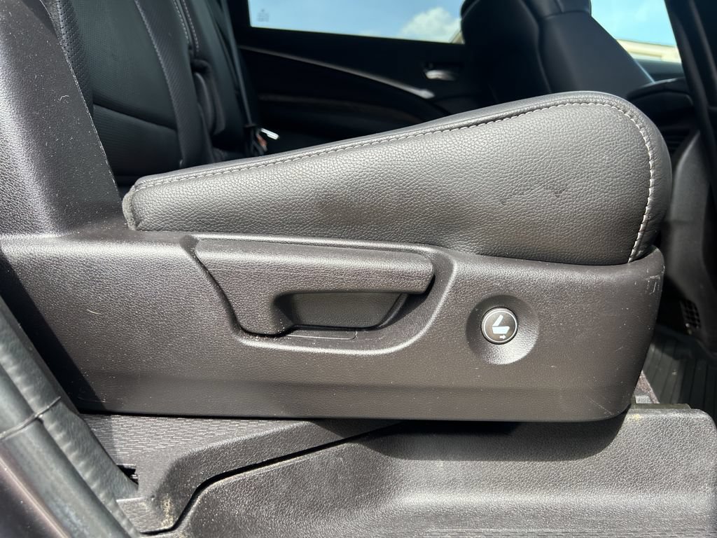 Used 2019 Acura MDX SH-AWD w/ Technology Package image 13