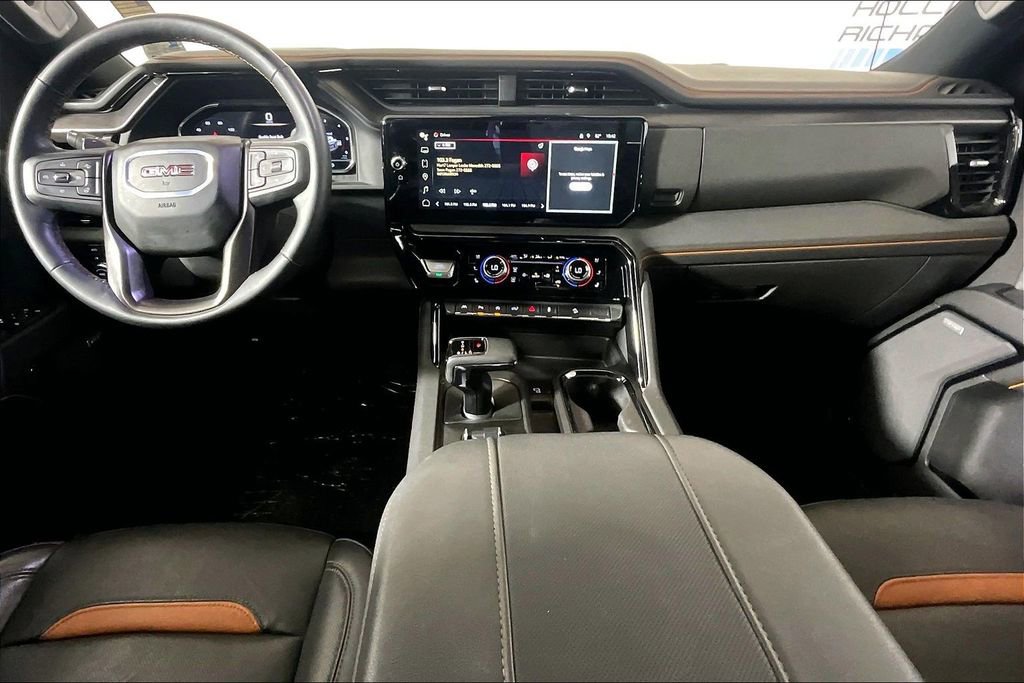 Used 2024 GMC Sierra 1500 AT4 w/ Technology Package AWD/4WD image 7