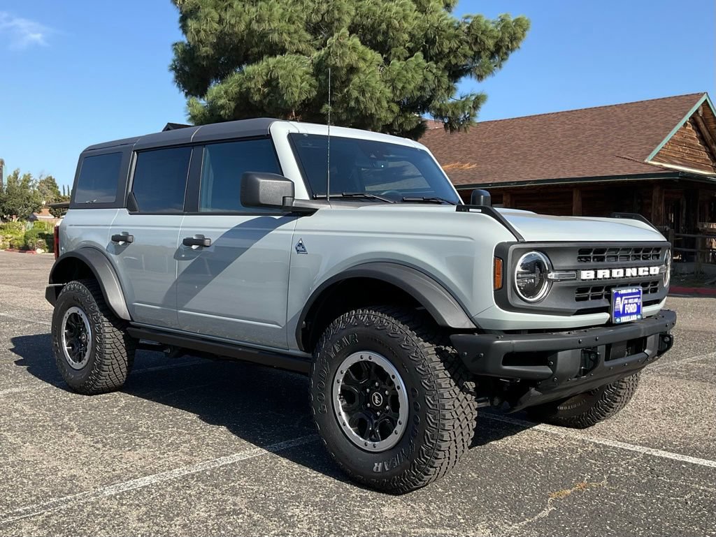 Certified 2024 Ford Bronco Black Diamond w/ Sasquatch Package AWD/4WD image 78