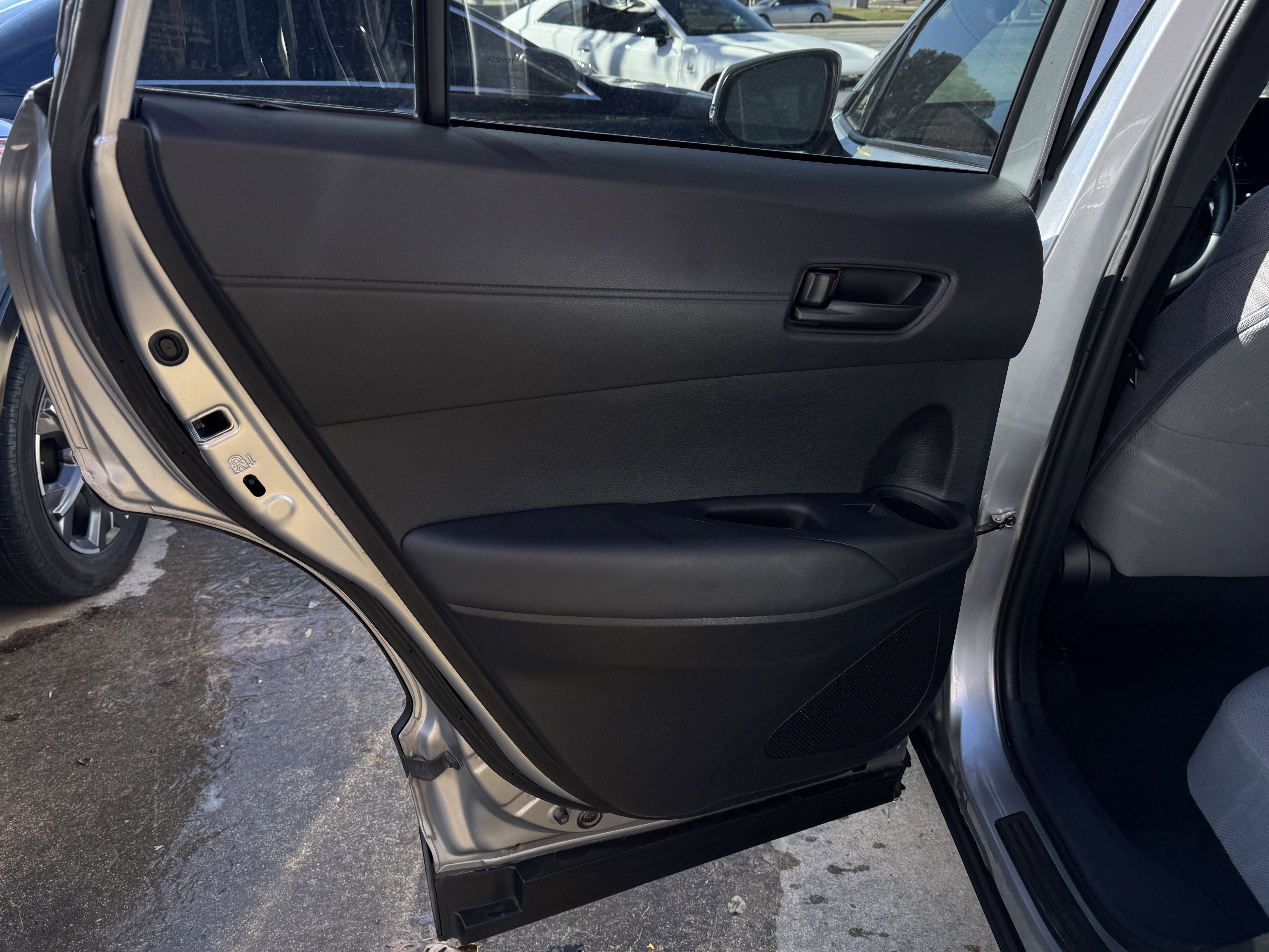 Used 2024 Toyota Corolla Cross SE image 13